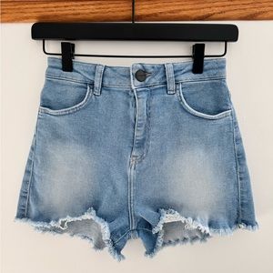 FITJEANS Shorts in Arctic Light Blue Size Small